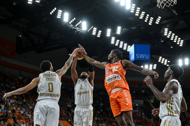 球队在上赛 球队在上赛