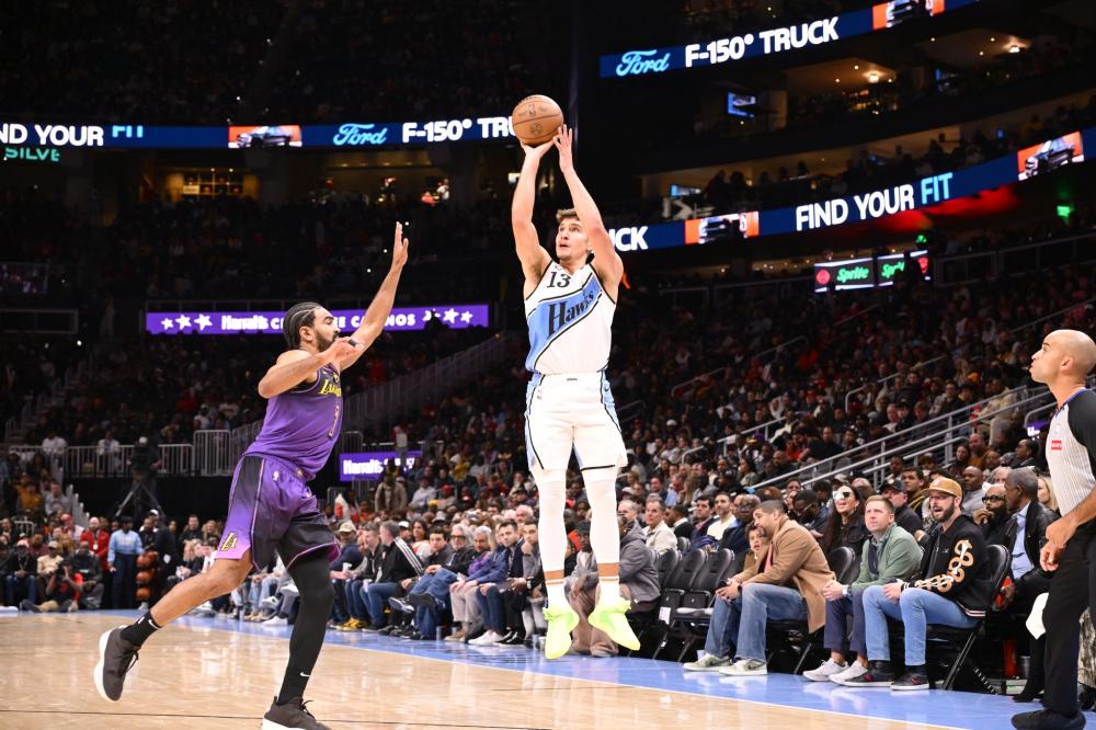 三者之间找 三者之间找