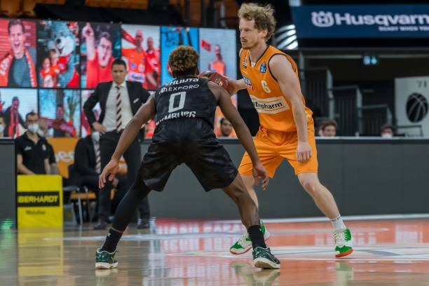 明确的竞技 明确的竞技