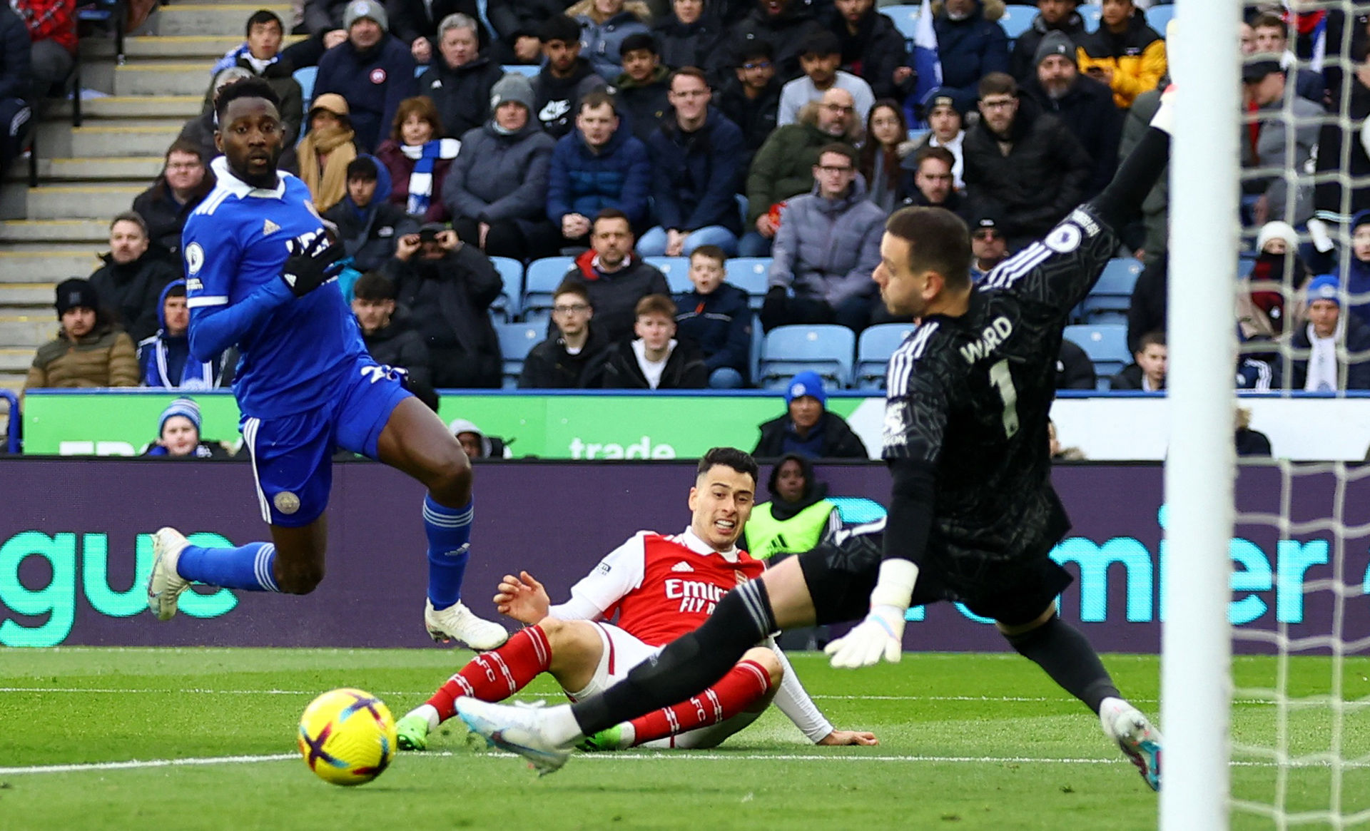 队交锋中尤 队交锋中尤