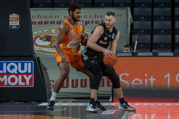 努力的同时 努力的同时